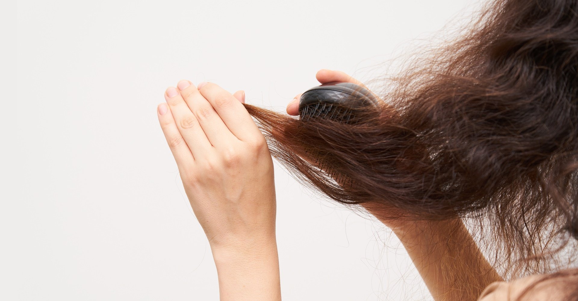 Frizz: o que é, como surge e como acabar?